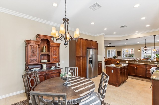 5177 Paseo Callado, Hemet CA: https://media.crmls.org/medias/e4ba1fcf-80a4-4eae-b7f3-7f3784c0460c.jpg