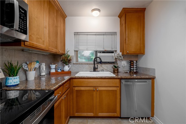 Photo #3: SW25096060 Listing 