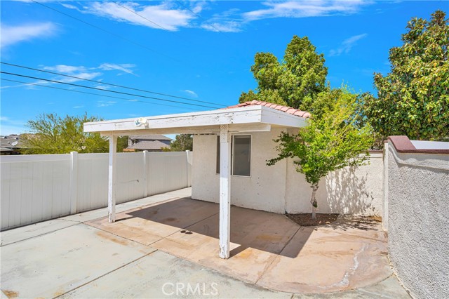 Detail Gallery Image 43 of 64 For 16158 Rimrock Rd, Apple Valley,  CA 92307 - 4 Beds | 2/1 Baths