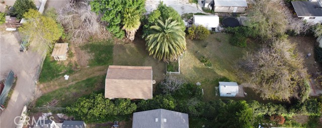 Detail Gallery Image 10 of 14 For 19131 Lanark, Reseda,  CA 91335 - 5 Beds | 2 Baths