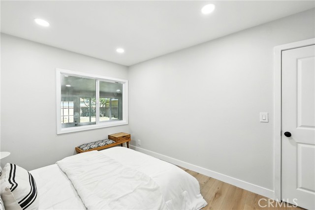 9533 Paramount Boulevard, Downey CA: https://media.crmls.org/medias/e4bab768-5856-4b5a-8845-01c7779a2c94.jpg