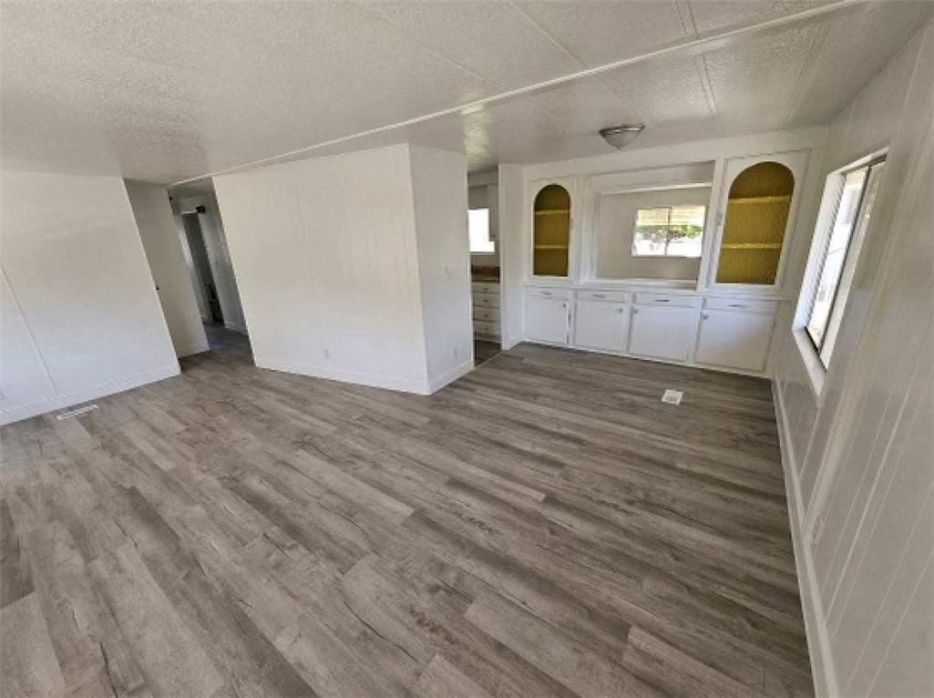 Detail Gallery Image 6 of 12 For 1095 W Mccoy Ln #69,  Santa Maria,  CA 93455 - 2 Beds | 2 Baths