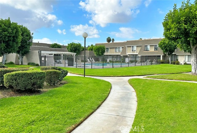 Detail Gallery Image 33 of 37 For 850 S Cornwall Dr, Anaheim,  CA 92804 - 3 Beds | 2/1 Baths