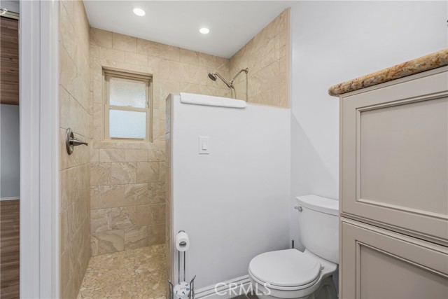 Detail Gallery Image 28 of 40 For 27919 St Bernard Ln, Lake Arrowhead,  CA 92352 - 4 Beds | 2/1 Baths