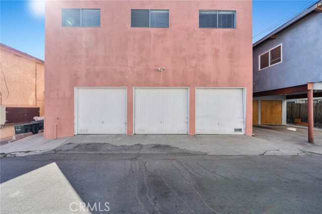 2124 Hermosa Avenue, Hermosa Beach, California 90254, 10 Bedrooms Bedrooms, ,8 BathroomsBathrooms,Residential,For Sale,Hermosa,SB25013040