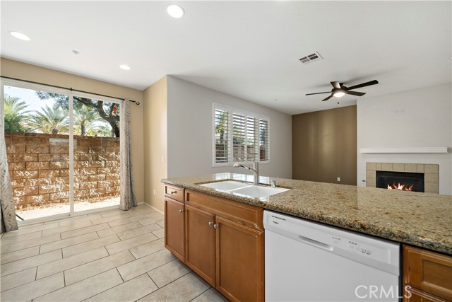 Detail Gallery Image 8 of 35 For 27544 Papillion St #3,  Murrieta,  CA 92562 - 3 Beds | 2/1 Baths