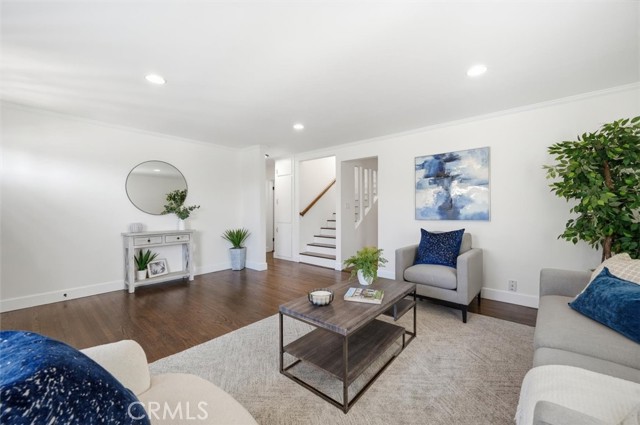 Detail Gallery Image 7 of 49 For 1808 Manzanita Lane, Manhattan Beach,  CA 90266 - 5 Beds | 3 Baths