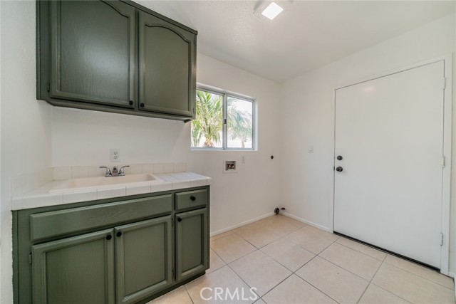 40143 Corte Lorca, Murrieta CA: https://media.crmls.org/medias/e4bdd749-6b22-44d8-92f4-8117a90a80cb.jpg
