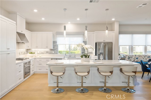 Detail Gallery Image 6 of 49 For 133 Denali, Lake Forest,  CA 92630 - 4 Beds | 4/1 Baths