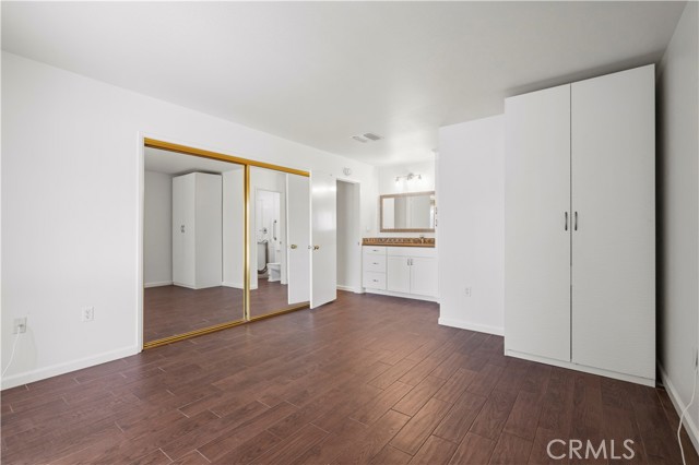 Detail Gallery Image 14 of 42 For 26824 Circle of the Oaks, Newhall,  CA 91321 - 2 Beds | 2 Baths