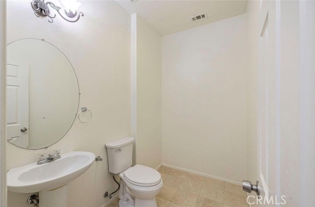 Detail Gallery Image 9 of 18 For 43839 58th, Lancaster,  CA 93536 - 4 Beds | 3 Baths