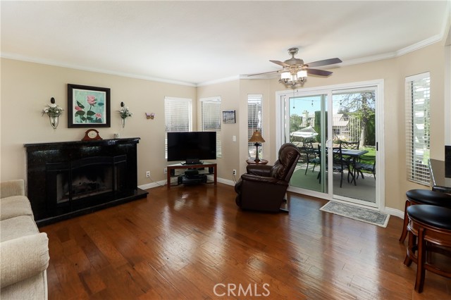 Detail Gallery Image 12 of 75 For 26845 Black Horse Cir, Corona,  CA 92883 - 3 Beds | 2/1 Baths
