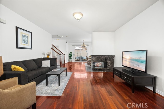 Detail Gallery Image 9 of 38 For 470 W Duarte #B,  Arcadia,  CA 91007 - 3 Beds | 2/1 Baths