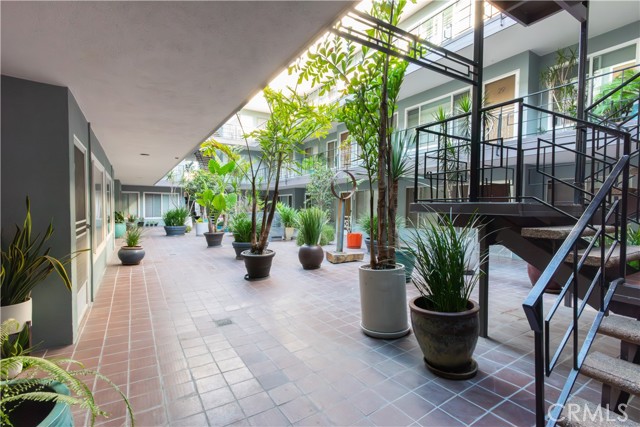 Detail Gallery Image 7 of 11 For 1329 E 1st St #10,  Long Beach,  CA 90802 - 1 Beds | 1 Baths