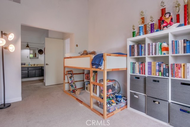 201 Todd Court, Oceanside CA: https://media.crmls.org/medias/e4bfd000-4378-4e82-9579-1ce5ac4012bc.jpg