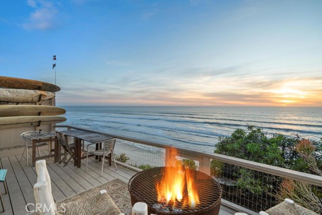 960 Neptune Avenue, Encinitas CA: https://media.crmls.org/medias/e4c08190-5cbc-415a-9e9a-f1ce5a8c4edb.jpg