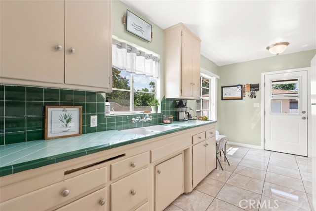 2507 Lincoln Avenue photo 12