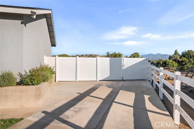 Detail Gallery Image 40 of 54 For 1436 Hilltop, Norco,  CA 92860 - 4 Beds | 2 Baths