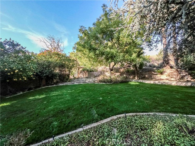 2822 Jason Court, Thousand Oaks CA: https://media.crmls.org/medias/e4c0f350-264d-4e21-aa78-dadb9e2e5941.jpg