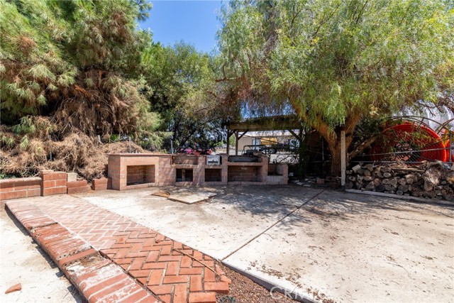 28029 Reservoir Avenue, Nuevo CA: https://media.crmls.org/medias/e4c1d379-3b3a-46b9-ac1c-6f8b01d617ad.jpg