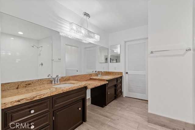 42722 20th W Street, Lancaster CA: https://media.crmls.org/medias/e4c2a020-6b9e-43dc-a974-d8aa178be156.jpg