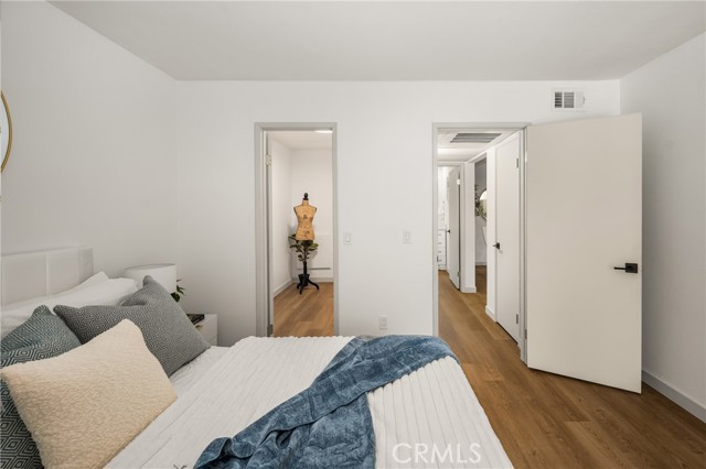 Detail Gallery Image 8 of 17 For 3010 Associated Rd #122,  Fullerton,  CA 92835 - 1 Beds | 1 Baths
