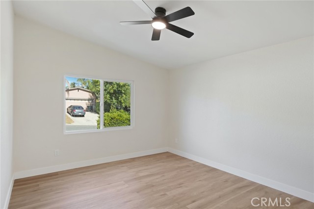 33418 Furrow Court, Wildomar CA: https://media.crmls.org/medias/e4c2ecee-a27b-4259-ae91-95671d933f06.jpg