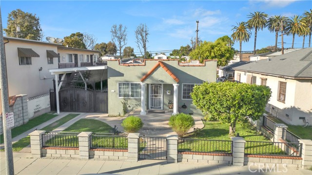 Detail Gallery Image 2 of 34 For 475 E Hullett, Long Beach,  CA 90805 - 2 Beds | 1 Baths