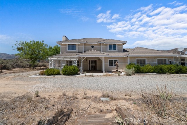 Detail Gallery Image 1 of 41 For 31373 Angeles Forest, Palmdale,  CA 93550 - 4 Beds | 3 Baths