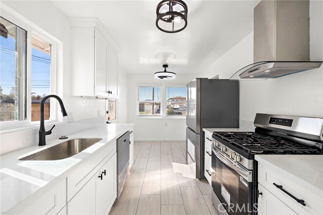 Detail Gallery Image 9 of 17 For 364 East 18th Street, Costa Mesa,  CA 92627 - 2 Beds | 1 Baths