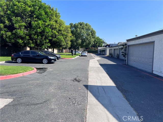 Detail Gallery Image 4 of 43 For 4311 W Mcfadden Ave #9,  Santa Ana,  CA 92704 - 2 Beds | 2/1 Baths