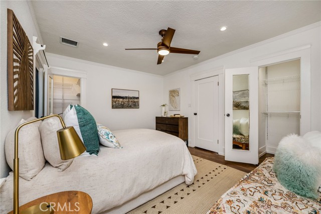 227 Ximeno Avenue, Long Beach CA: https://media.crmls.org/medias/e4c65931-ea24-42d2-abc6-f1882ecb1867.jpg