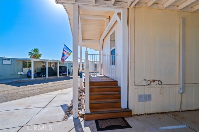 Detail Gallery Image 5 of 70 For 669 Channel Way, Needles,  CA 92363 - 3 Beds | 3 Baths