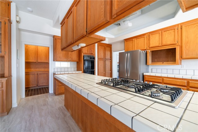 17157 Hacienda Boulevard, California City CA: https://media.crmls.org/medias/e4c7e5bf-d842-4fdf-ae05-8535b7f0c2ff.jpg