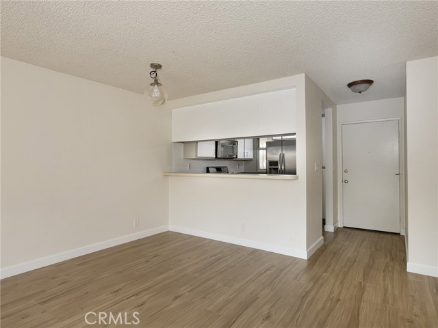 Detail Gallery Image 26 of 32 For 445 W 6th St #204,  Long Beach,  CA 90802 - 2 Beds | 2 Baths