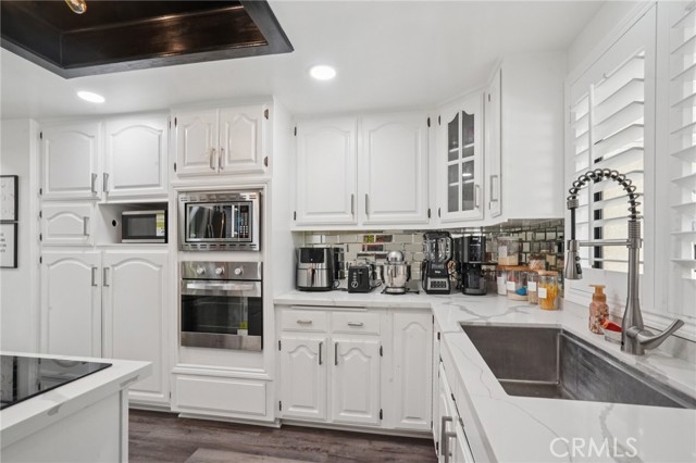 Detail Gallery Image 17 of 65 For 14753 Blue Grass Dr, Helendale,  CA 92342 - 3 Beds | 3 Baths