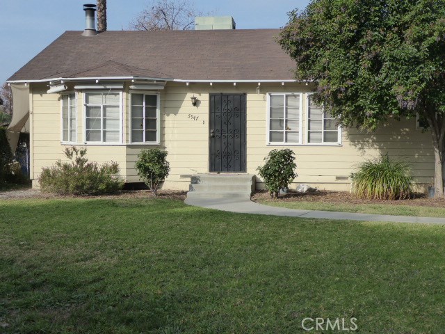 5947 Meadowbrook Ln, Riverside, CA 92504