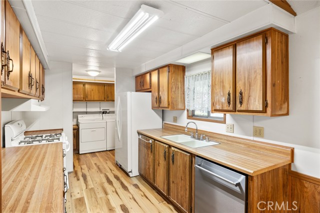 Detail Gallery Image 7 of 18 For 1595 Manzanita #48,  Chico,  CA 95926 - 3 Beds | 2 Baths