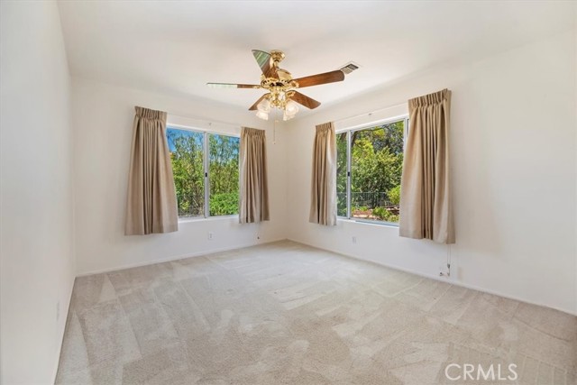 39973 Corte Lorca, Murrieta CA: https://media.crmls.org/medias/e4cd9077-dd10-4452-8399-351e2826dc7f.jpg