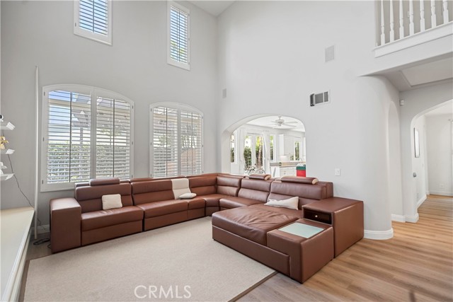 25 Winfield Drive, Ladera Ranch CA: https://media.crmls.org/medias/e4cde765-c309-49e4-b805-6913da4640e4.jpg