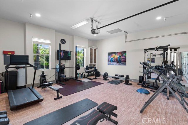 Image 54 of 48 For 15020 Applewood Court