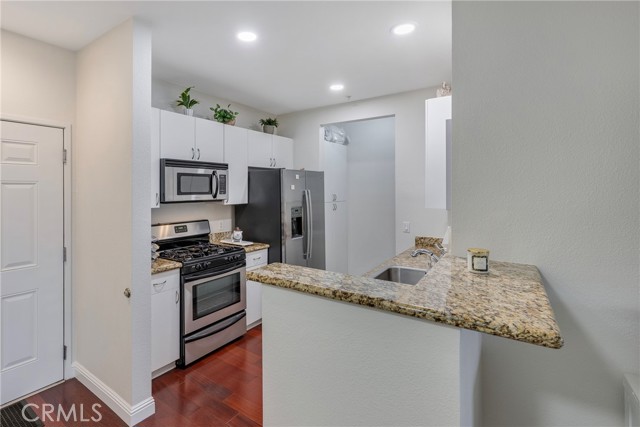 Detail Gallery Image 5 of 27 For 1801 E Katella #2029,  Anaheim,  CA 92805 - 1 Beds | 1 Baths