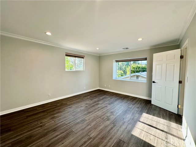 Detail Gallery Image 44 of 56 For 10760 Des Moines Ave, Porter Ranch,  CA 91326 - 3 Beds | 2/1 Baths