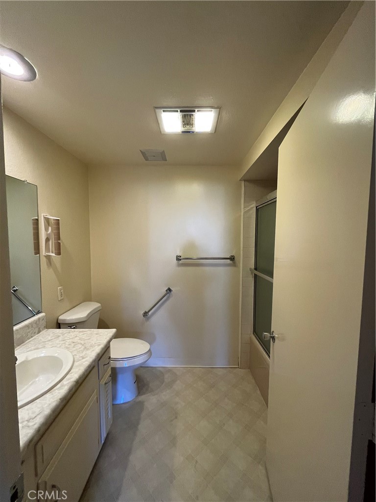 MLS #OC25267280 image #15