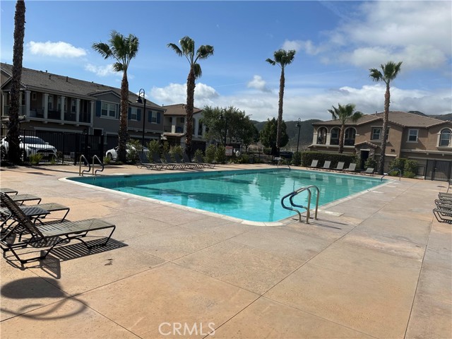 28116 Calle Lumina, Temecula CA: https://media.crmls.org/medias/e4cf8754-91f1-43d2-b5dc-7fdc79a2e641.jpg