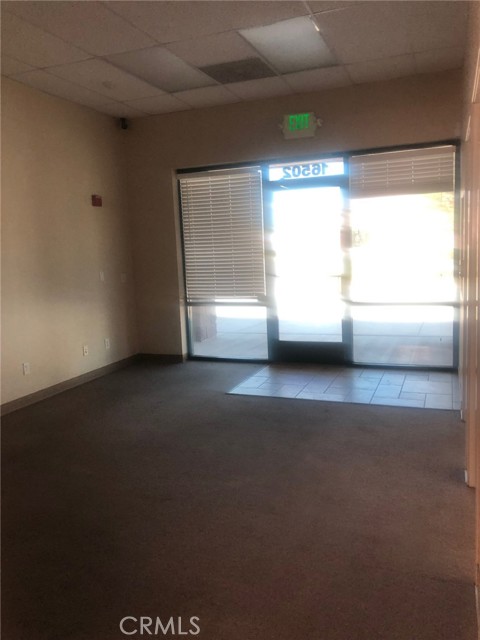 16490 Walnut Street, Hesperia, California 92345, ,Commercial Lease,For Rent,16490 Walnut Street,CRHD23087838