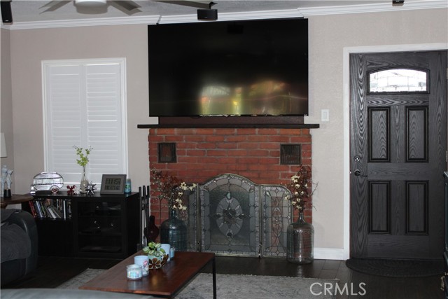 Detail Gallery Image 4 of 40 For 312 W I, Ontario,  CA 91762 - 3 Beds | 2/1 Baths