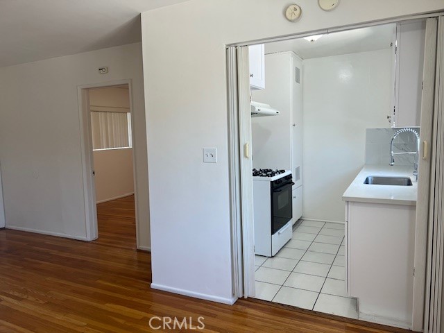 738 S Stoneman Avenue, Alhambra CA: https://media.crmls.org/medias/e4d03b0c-d2cf-4cf8-becd-14dbe4f03d8e.jpg