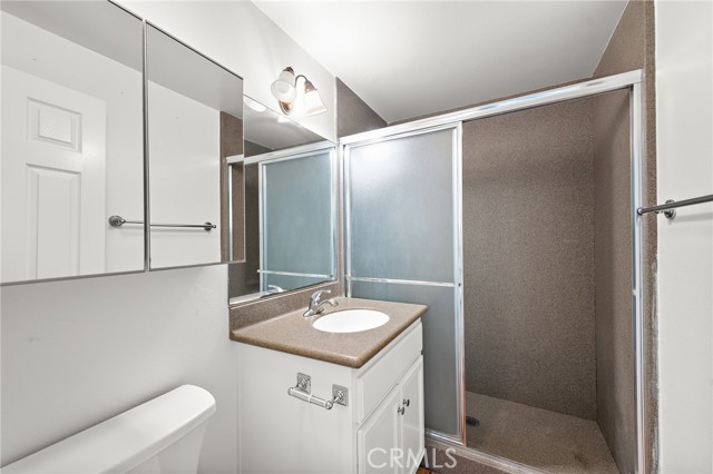 20451 Sun Valley Drive, Laguna Beach CA: https://media.crmls.org/medias/e4d04c56-a094-4ee0-ada3-2dd24428cbf7.jpg
