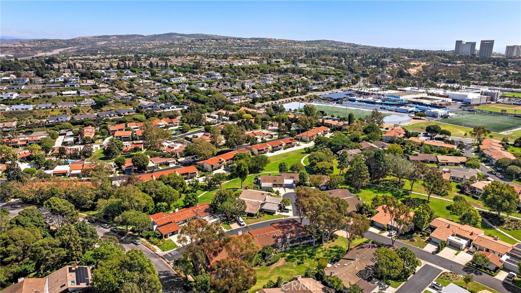 MLS #OC25221146 image #35